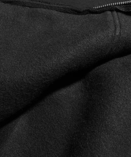 Alpha Shield Box Zip Hoodie / Black