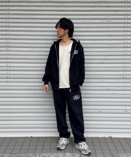 Alpha Shield Patch Sweat Pants / Black