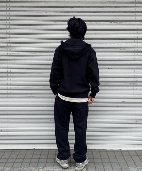 Alpha Shield Patch Sweat Pants / Black