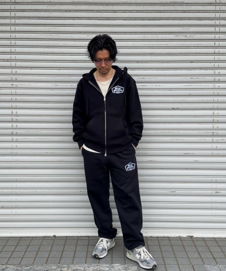 Alpha Shield Patch Zip Hoodie / Black