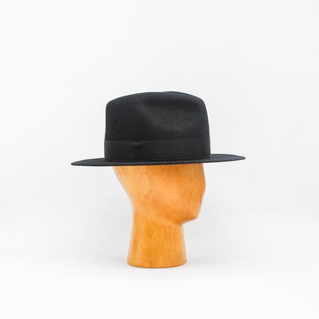 Poland block shark gill hat