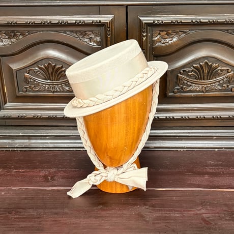 Bord court canotier tresse ruban