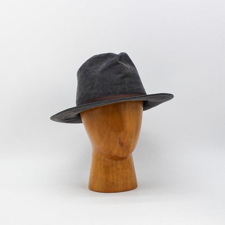 Pigment coating hat
