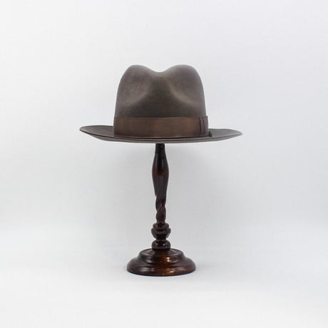 Poland block shark gill hat