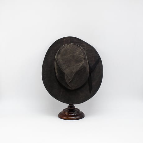 Pigment coating hat