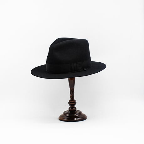 Poland block shark gill hat
