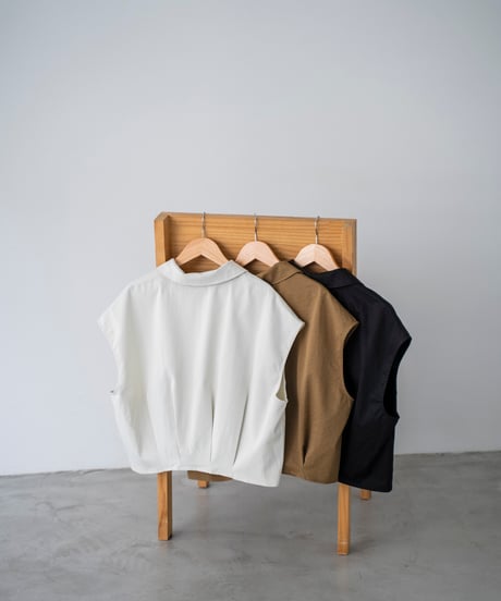 cocoon silhouette sleeveless shirt