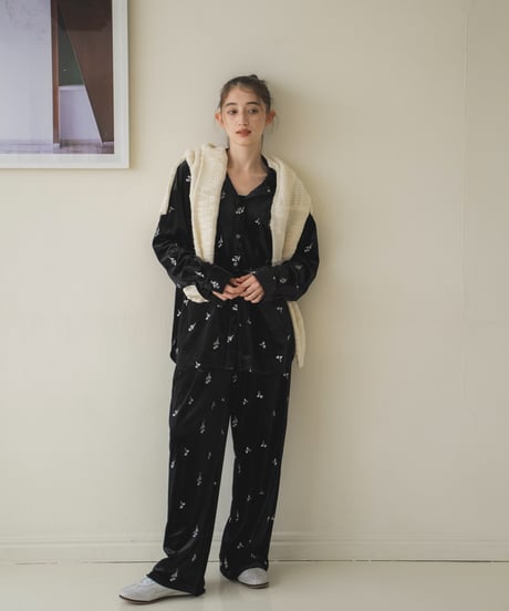 embroidered velour rough pants