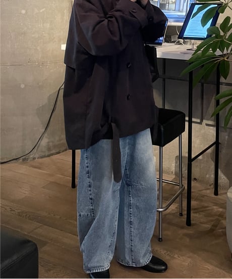 curved silhouette denim