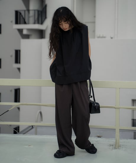 waist detail relaxed slacks