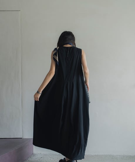 modern balloon silhouette OP