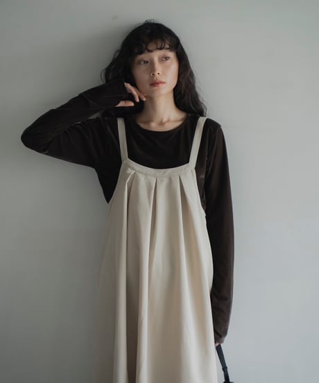 gathered detail velour long sleeve tee