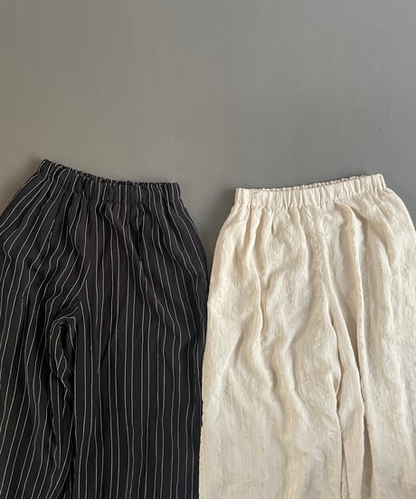 tuck dobby stripe easy pants