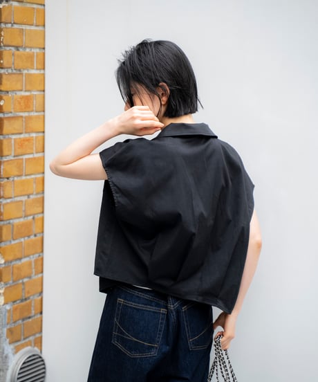 cocoon silhouette sleeveless shirt