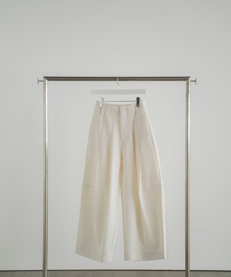tuck design wide-leg pants
