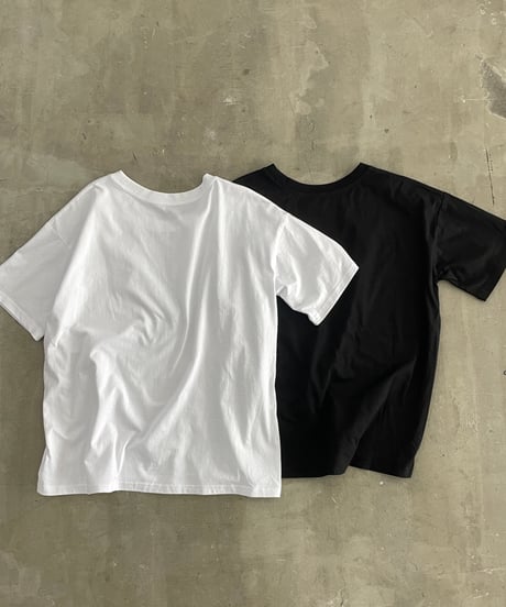 loose tshirt