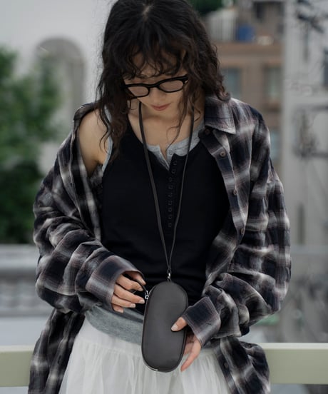 checked tuck sleeve shirt