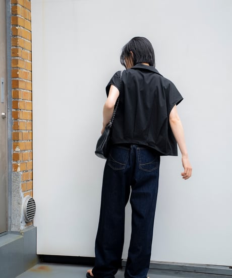 cocoon silhouette sleeveless shirt