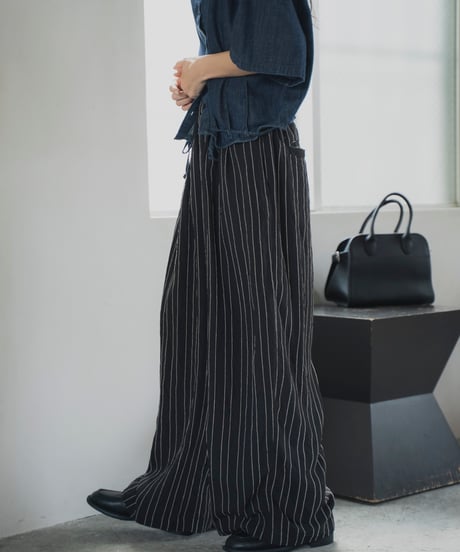 tuck dobby stripe easy pants
