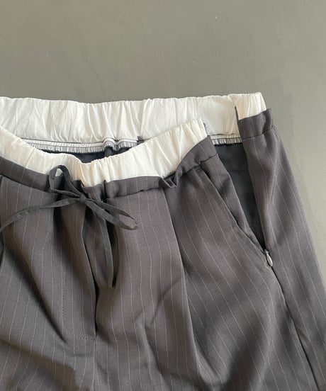 waist detail relaxed slacks