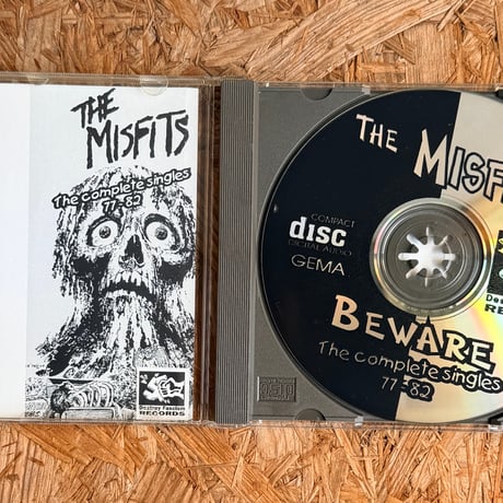 THE MISFITS / Beware The Complete Singles 77 - 82