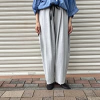 Dignite collierカーブパンツ
