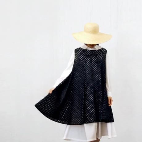 Flared Lace Top / Black