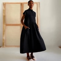 Pintuck Gathered Sleeveless Dress / Black