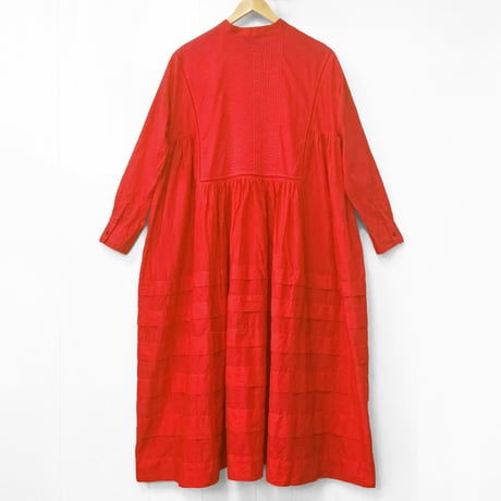 Band Collar Pintuck Gathered Dress / Red