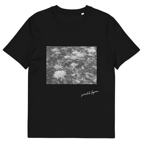 Unisex Printed Photo T-Shirt "Praying" / Black
