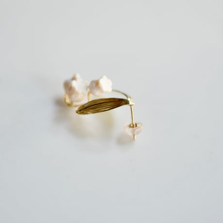 吉田史　OLD TO NEW　ピアス　すずらん　3輪　片耳