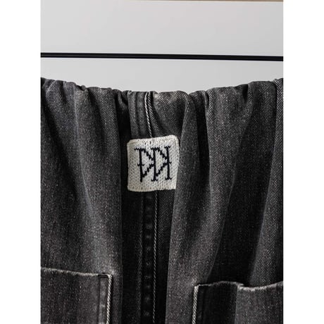 【YENN】BOX TUCK PEG PANT