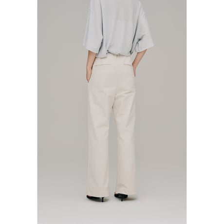 【Hella】stretch flare pants　※納期3月下旬～4月下旬