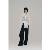 【Hella】scalloped lace shirt　※納期4月下旬～5月下旬