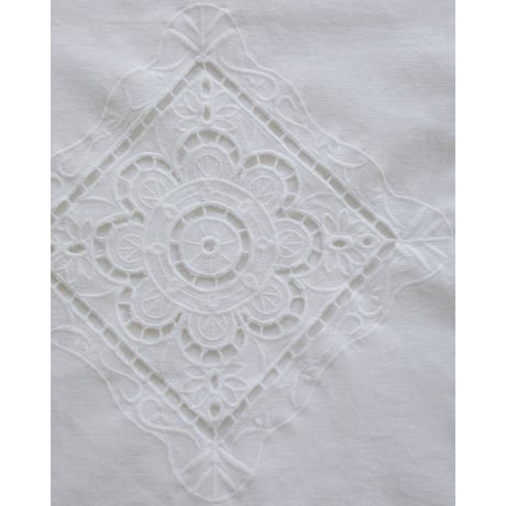 【anuke】Cutwork Lace Apron　※納期3月中旬〜4月中旬