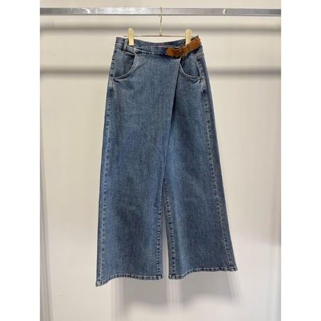 【ＭARGAUX VINTAGE】バックルデニムパンツ