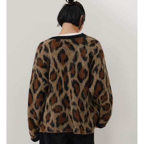 【YENN】LEOPARD V NECK CD