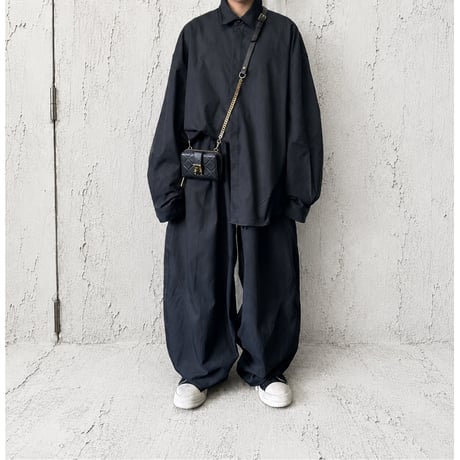 【M.U.L.】LOCK LINE HALF ROUND WALLET SHOULDER MUL216-286A ※納期27.3月～8月