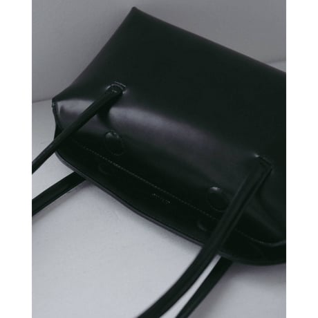 【anuke】Leather Boston Bag