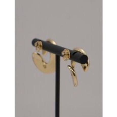【CHIGNON】ｺﾛﾈﾒﾀﾙﾋﾟｱｽ