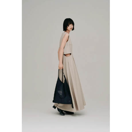 【Hella】side slash flare dress　※納期5月下旬～6月下旬