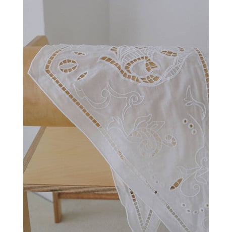 【anuke】Cutwork Scarf　※納期3月中旬〜4月中旬