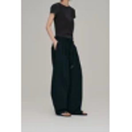 【Hella】stripe gather cocoon pants　※納期4月下旬～5月下旬