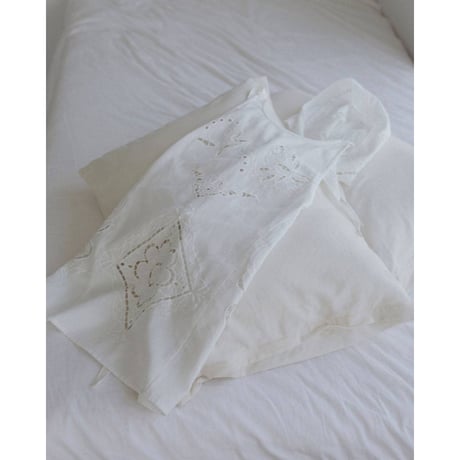 【anuke】Cutwork Lace Apron　※納期3月中旬〜4月中旬