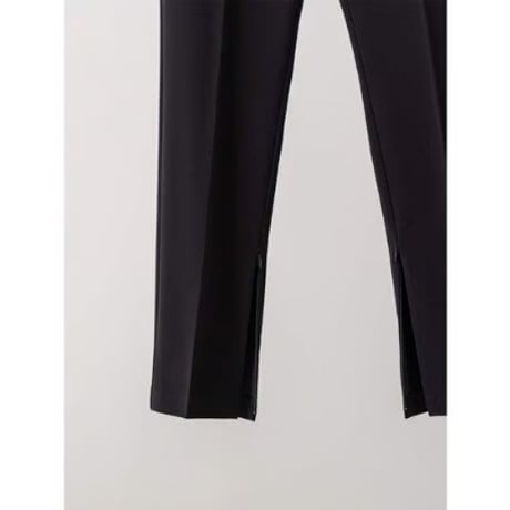 【YENN】CENTER PRESS SLIM PT