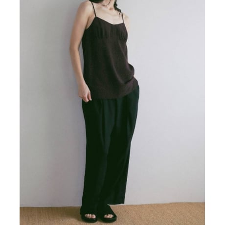 【anuke】Woolchambray Tuck Pants　※納期4月中旬〜5月中旬