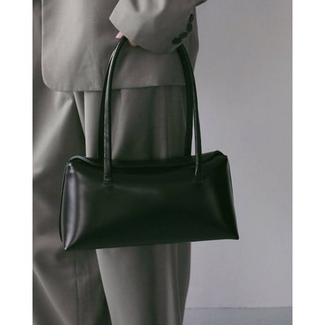【anuke】Leather Boston Bag