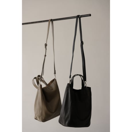 【Aree】Leather Tote Bag  AR261TB017