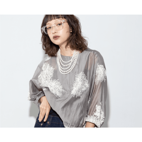 【ＭARGAUX VINTAGE】刺繍ZIPシアーブルゾン　※納期3月下旬〜4月下旬