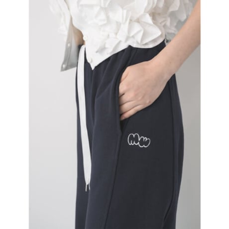 【Mewl】 CURVY SWEAT PANTS